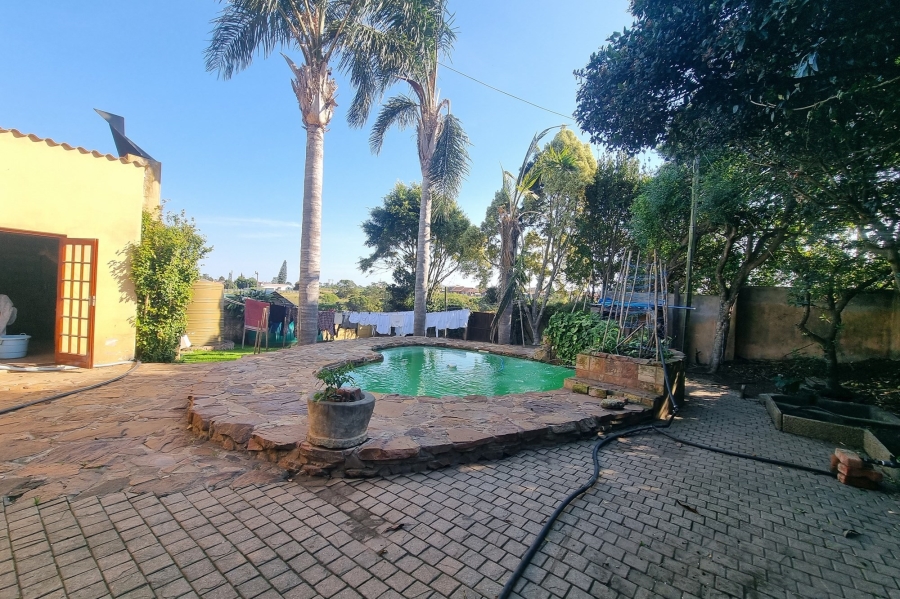 5 Bedroom Property for Sale in Humansdorp Eastern Cape